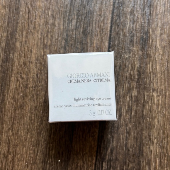 Armani Skincare Armani Light Reviving Eye Cream